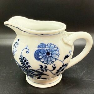 Blue Danube Japan Creamer 3.5"